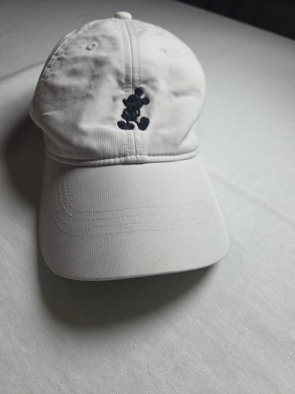 Disney Parks Nike Golf Mickey Mouse Legacy91 White Hat Cap